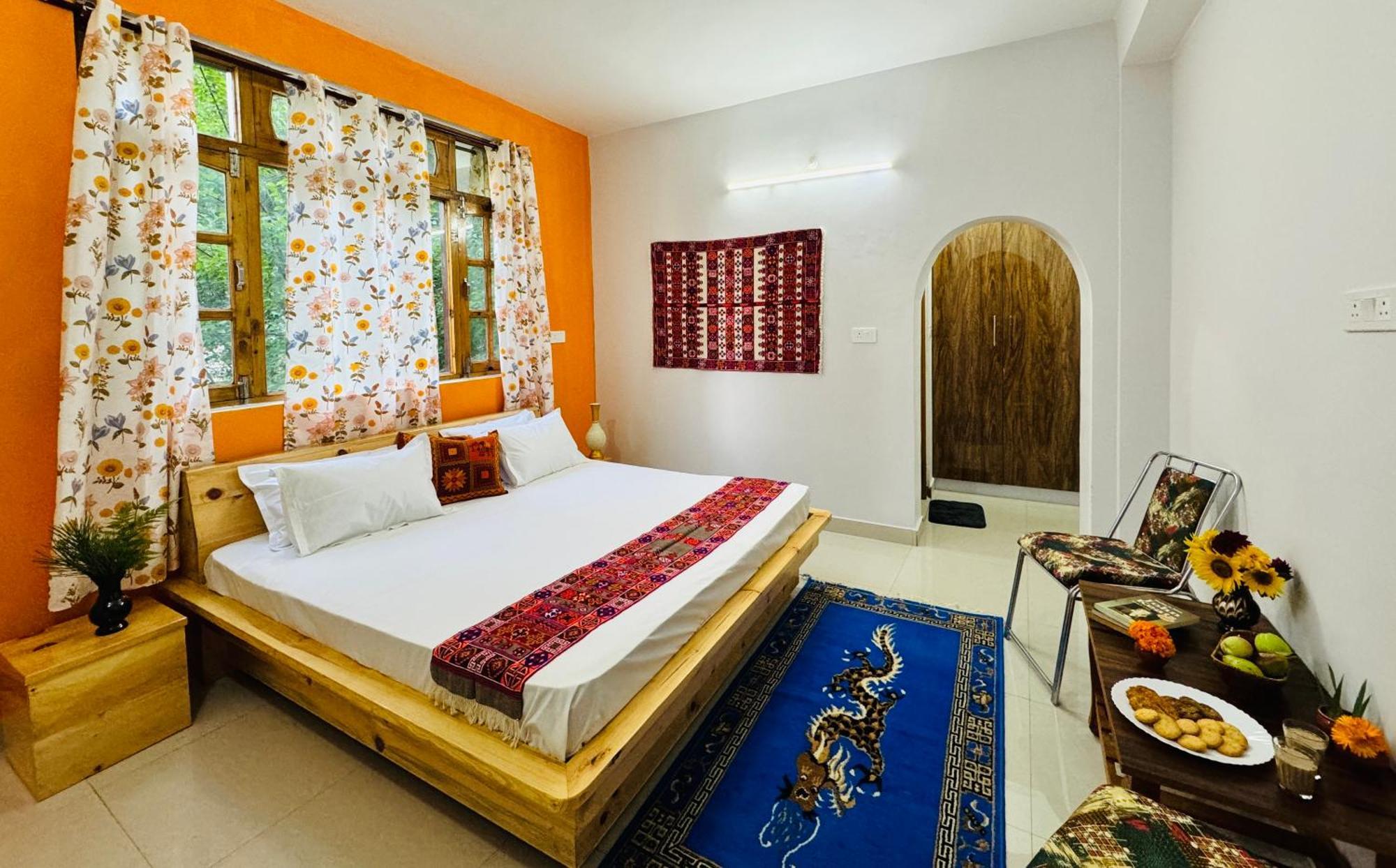 Pine View Retreat Homestay Kalpa Kültér fotó