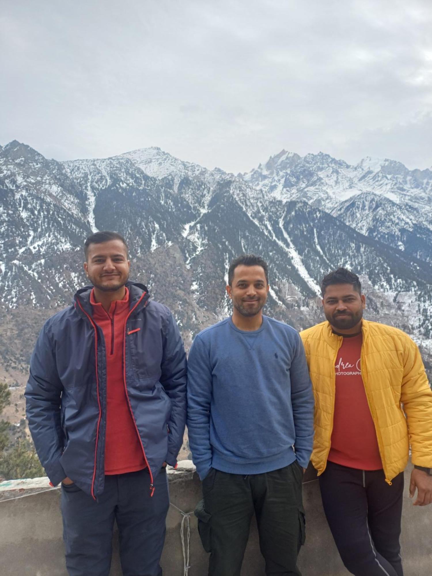 Pine View Retreat Homestay Kalpa Kültér fotó